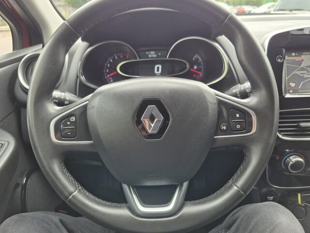Renault CLIO 0.9 TCe Limited 5 DEURS / AIRCO / CRUISE CONTROL / 4 SEIZOENEN BANDEN / BOSE /