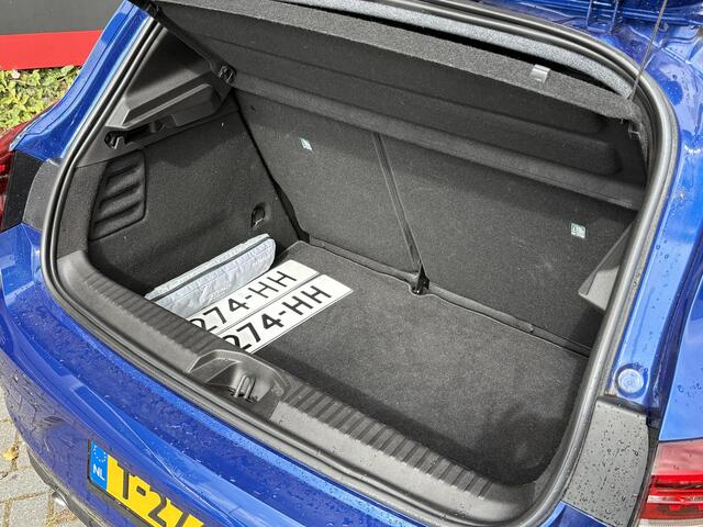 Renault CLIO 1.0 TCe 90 Techno - Navigatie - Trekhaak - Achteruitrij Camera - Stoel/stuur Verwarming