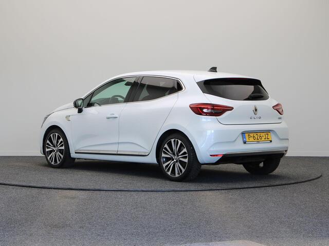 Renault CLIO E-Tech Hybrid 140pk Initiale Paris | Stoel- en stuurwielverwarming | Lederen bekleding | Achteruitrijcamera | Apple Carplay / Android Auto |