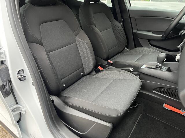 Renault CLIO 1.6 E-Tech Hybrid 145 Airco Cruise controle Carplay Telefoonverbinding Lane Assist Stuurwielbediening