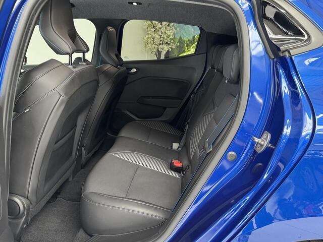 Renault CLIO 1.6 E-Tech Full Hybrid 145 Esprit Alpine | 360° Camera | BOSE-Audio | Adaptive Cruise Control | Navigatie |
