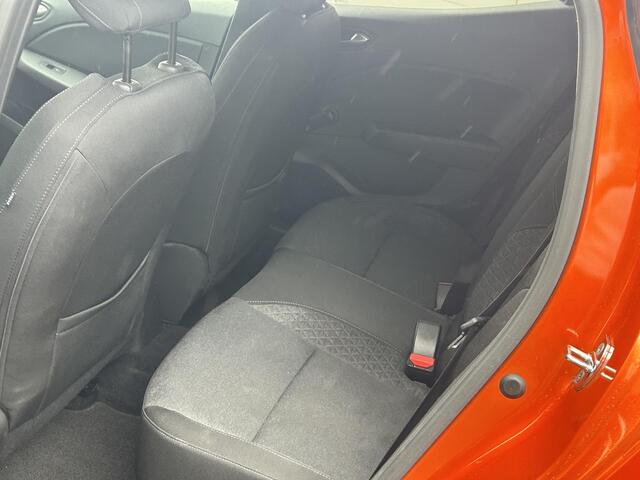 Renault CLIO 1.0 TCe Zen | Carplay | Parkeersensoren Achter | Cruise Control | Dealer Onderhouden