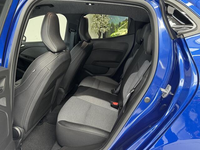 Renault CLIO 1.6 E-Tech Full Hybrid 145 Techno | Camera | Climate Control | Apple CarPlay / Android Auto | Cruise Control |