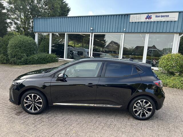 Renault CLIO 1.6 E-Tech Full Hybrid 145 techno