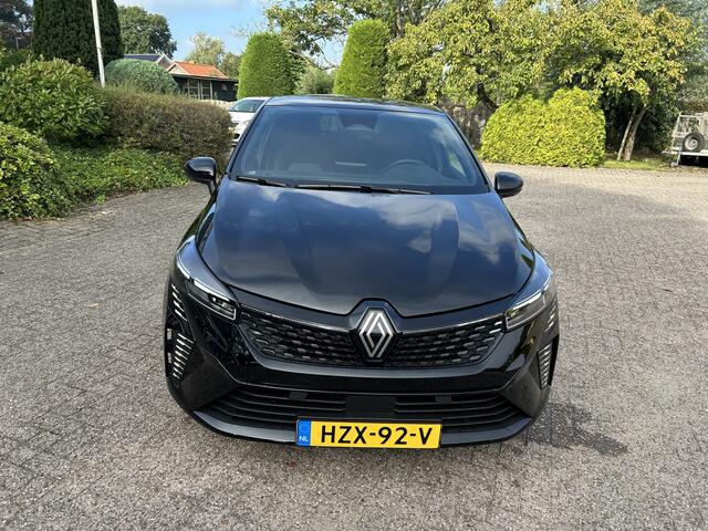 Renault CLIO 1.6 E-Tech Full Hybrid 145 techno