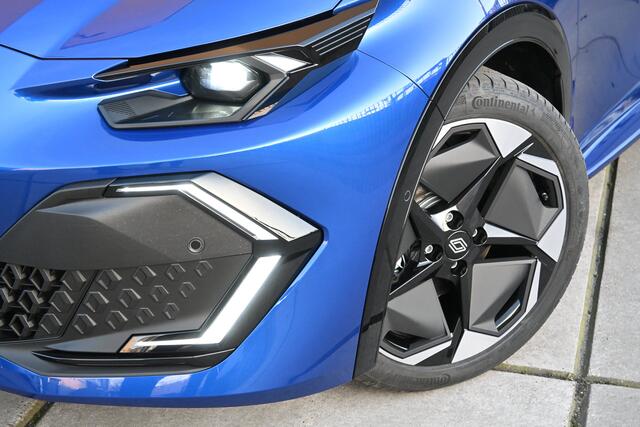Renault CLIO esprit Alpine | Achteruitrijcamera | Draadloze telefoonoplader met magsafe technologie | Elektronisch geregelde airconditioning