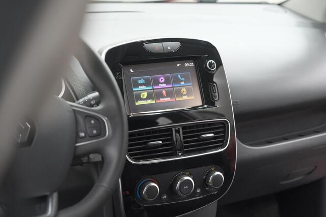 Renault CLIO TCe 90 Limited | Trekhaak | Parkeersensoren | Navigatie | Cruise Control | Begrenzer | Bluetooth