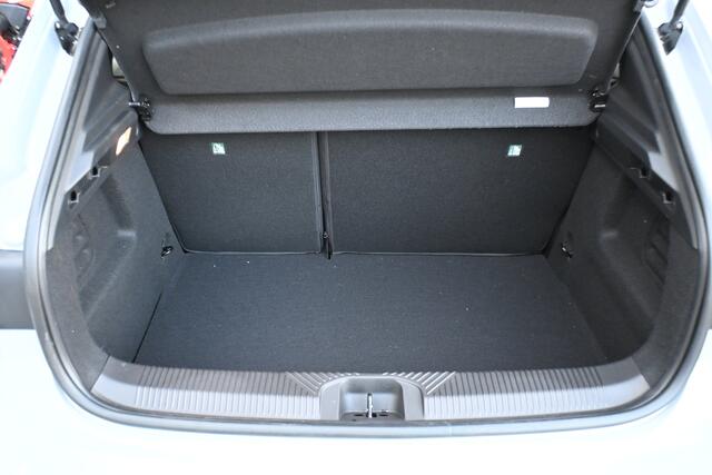 Renault CLIO esprit Alpine | Achteruitrijcamera | Draadloze telefoonoplader met magsafe technologie | Elektronisch geregelde airconditioning