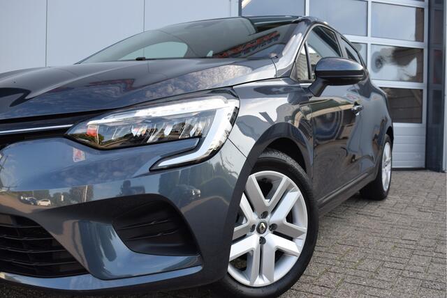 Renault CLIO 1.6 E-Tech Hybrid 140 Zen | NL-Auto | Navi | Parkeersensoren