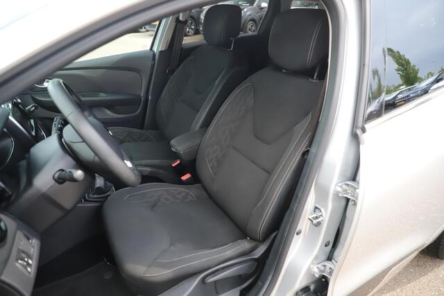Renault CLIO Estate 0.9 TCe Limited Navigatie Carplay Android 16 inch LMV Airco Cruise Control