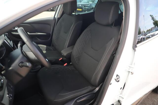 Renault CLIO 0.9 TCe Limited Trekhaak Navigatie Airco Cruise Control Bluetooth Donkere Ramen Parkeersensor