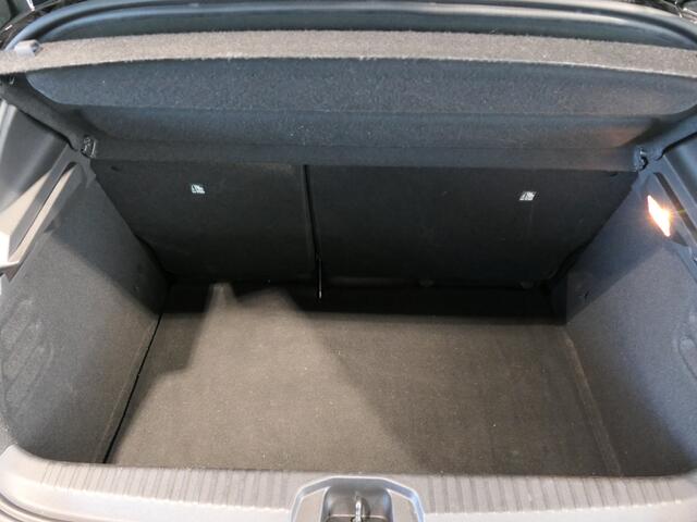 Renault CLIO 1.0 TCe Intens Camera, All Season, Sensoren V+A, Clima