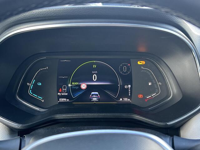 Renault CLIO 1.6 E-Tech Hybrid 140 Initiale Paris | Navigatie | Camera | Premium Audio | Verwarmbare Voorstoelen | Trekhaak |