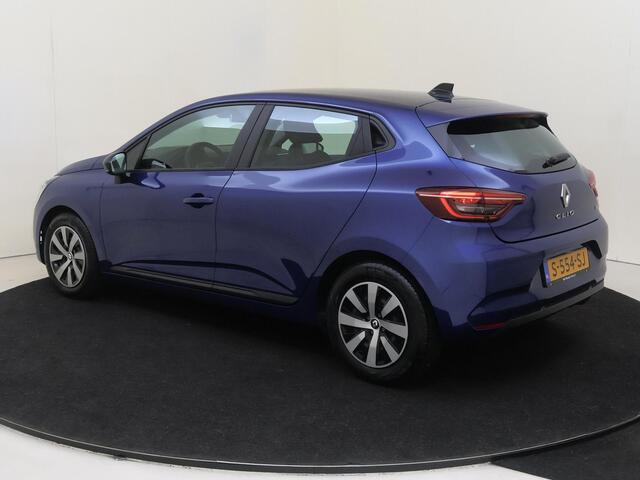 Renault CLIO 1.6 E-Tech Hybrid 145 Equilibre | Airco | Navigatie | Bluetooth | Parkeersensoren |