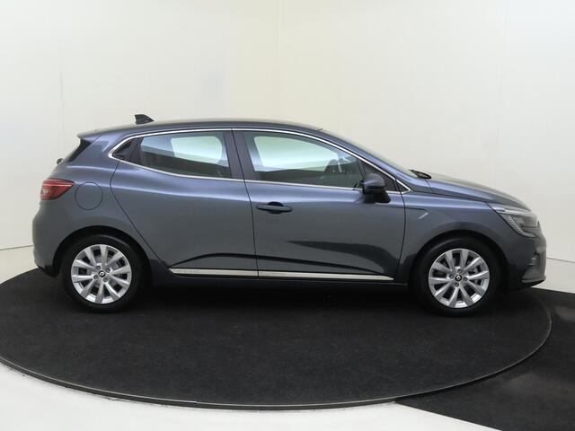 Renault CLIO 1.6 E-Tech Hybrid Intens 145PK | Automaat | Trekhaak | Navigatie via Telefoon | Climate Control | Parkeersensoren | Apple CarPlay & Android Auto