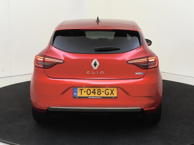 Renault CLIO 1.6 E-Tech Hybrid 145 PK Techno | Pack Advanced Safety | Pack Infotainment 9.3" | Pack Lightning | Apple Carplay/Android | cruise control | electronic climate control | lederen/stof bekleding | LED koplampen | lichtmetalen velgen 16" | navigatiesysteem |