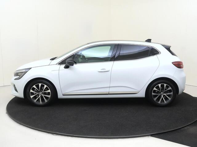 Renault CLIO 1.6 E-Tech Hybrid 145 Techno | Pack winter | Apple Carplay/Android | Camera | electronic climate control | lederen/stof bekleding | LED koplampen | lichtmetalen velgen 16" | navigatiesysteem |