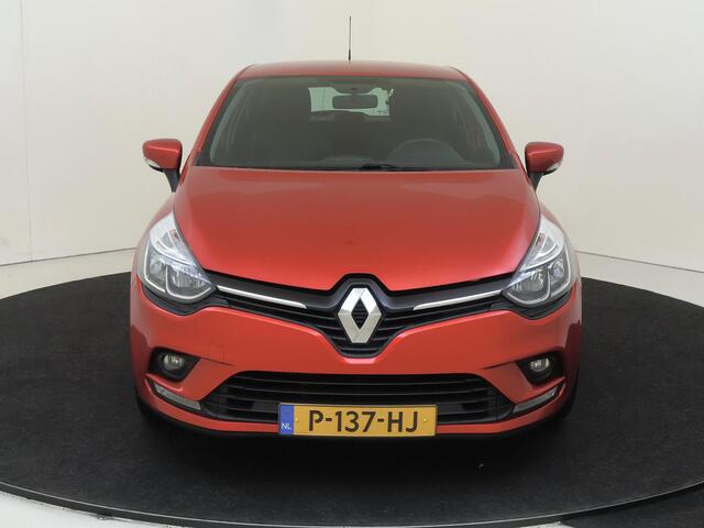 Renault CLIO 0.9 TCe Zen | Navigatie | Parkeersensoren | Airco | CruiseControl & Snelheidbegrenzer | Isofix | LED Dagrijverlichting |