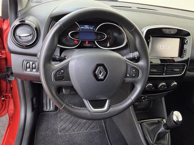 Renault CLIO 0.9 TCe Zen | Navigatie | Parkeersensoren | Airco | CruiseControl & Snelheidbegrenzer | Isofix | LED Dagrijverlichting |