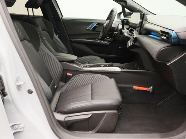 Renault CLIO 1.8 Hybrid Esprit Alpine 160PK | Harman Kardon Audio | Adaptieve Cruise Control met Stuurhulp | Google Navigatie | Stoel- en Stuurverwarming | 360 Graden Camera | 18'' Inch Velgen | Apple CarPlay & Android Auto