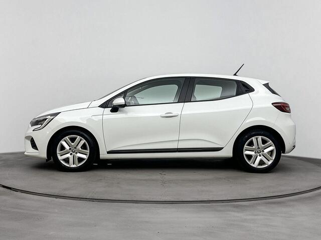 Renault CLIO 1.0 TCe 90Pk Zen | Airco | Navigatie | Parkeersensoren Achter | Bluetooth Telefoon Voorbereiding | All-Season Banden | Apple Carplay & Android Auto | Cruise Control & Snelheidsbegrenzer | Licht & Regensensor |