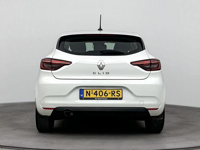 Renault CLIO 1.0 TCe 90Pk Zen | Airco | Navigatie | Parkeersensoren Achter | Bluetooth Telefoon Voorbereiding | All-Season Banden | Apple Carplay & Android Auto | Cruise Control & Snelheidsbegrenzer | Licht & Regensensor |