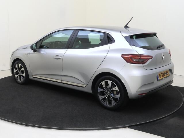 Renault CLIO 1.6 E-Tech Hybrid 140 Limited | airco automatisch | Apple Carplay/Android | cruise control | LED koplampen | lederen bekleding | lichtmetalen velgen 17"| navigatiesysteem full map | rijstrooksensor met correctie | voorstoelen verwarmd |