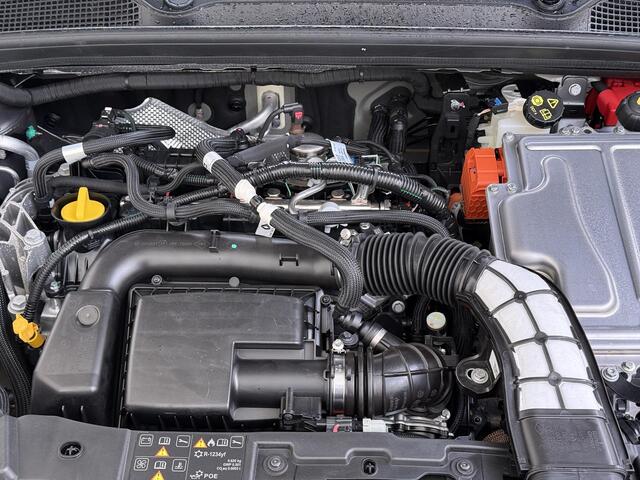 Renault CLIO 1.8 Hybrid 160 techno | Stoelverwarming | Lichtmetalen velgen | 360 camera