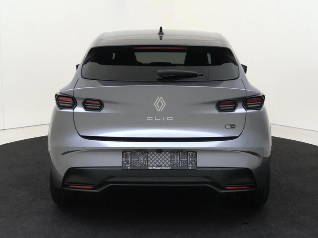 Renault CLIO 1.8 Hybrid 160 techno | Stoelverwarming | Lichtmetalen velgen | 360 camera