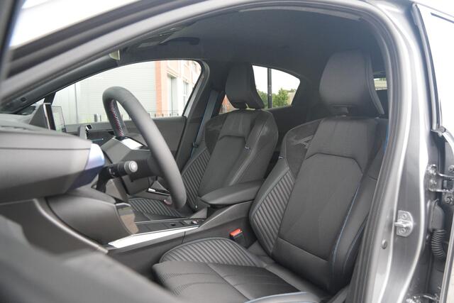 Renault CLIO 1.8 Hybrid 160pk esprit Alpine - ACC - Navi - Stoel-stuurverwarming - Camera - Rijklaar