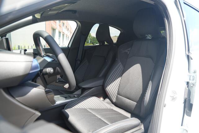 Renault CLIO 1.8 Hybrid 160pk esprit Alpine - ACC - Navi - Stoel-stuurverwarming - Camera - Rijklaar