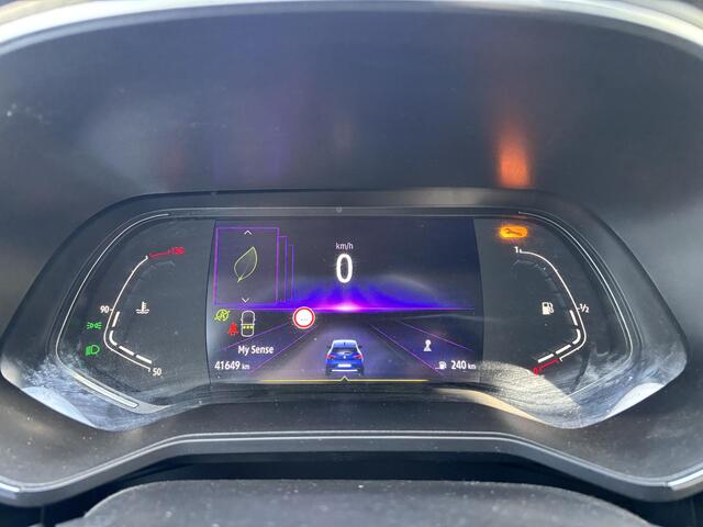 Renault CLIO 1.0 TCe Intens Climate control / Cruise Control / Auteruitrijcamera