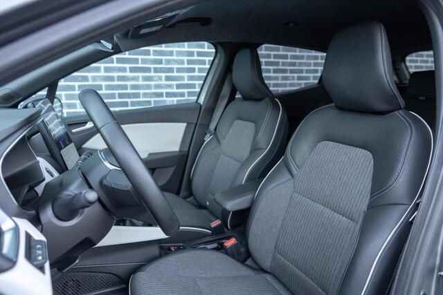 Renault CLIO 1.0 TCe 90 Techno | Achteruitrijcamera | Parkeersensoren | LED Koplampen | Keyless Entry | Privacy Glas | Cruise Control | Climate Control | Navigatie 9,3 inch | Apple Carplay | Android Auto | Lichtmetalen Velgen 16 inch – foto 4