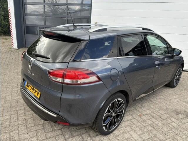 Renault CLIO Estate 1.2 120 PK TCe Intens | 17 '' velgen | camera achter | stoelverwarming voor | ECC |