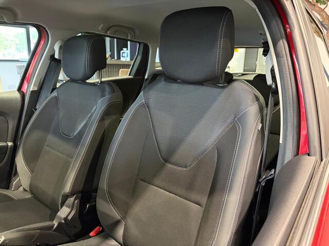 Renault CLIO Estate 0.9 TCe Intens Weinig KM | Trekhaak | Navigatie | Airco