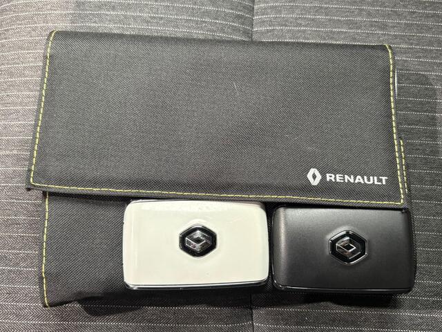 Renault CLIO 1.0 TCe Intens | Navigatie | Camera | Climate Control | Apple CarPlay / Android Auto |