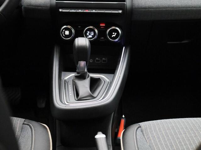 Renault CLIO 1.6 E-Tech Full Hybrid 145 techno