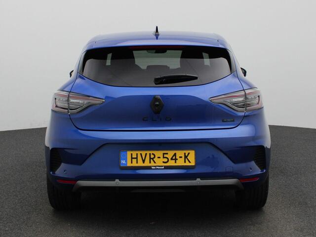 Renault CLIO 1.6 E-Tech Full Hybrid 145 esprit Alpine | Adaptieve Cruise Control | Blind Spot Warning | Camera | PDC Voor + Achter | Keyless | 9,3" Full-Map Navigatie i.c.m. 10" Digitaal Instrumentenpaneel | 17" LMV 'La Fleche' | Sportstoelen | Draadloze Apple Carplay & Android Auto