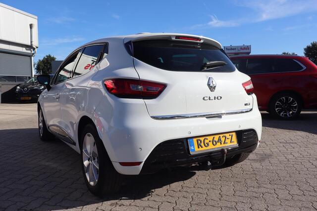 Renault CLIO 1.5 dCi Ecoleader Limited | Airco | Trekhaak | LM velgen | 2017
