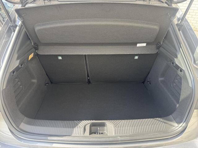 Renault CLIO 1.8 Hybride 160 Techno | 5 JAAR GARANTIE | Direct leverbaar | Pack Winter, Safety & Parking | Gris Schiste | – foto 2