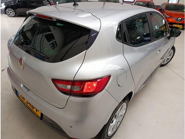 Renault CLIO 0.9 TCe Limited – foto 10