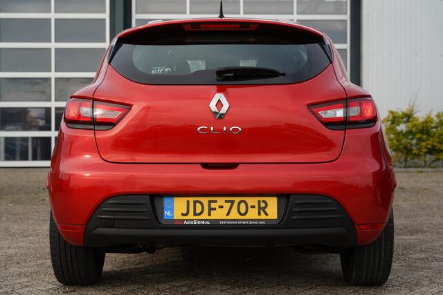 Renault CLIO 0.9 TCe Limited 90 pk | Airco | Bluetooth | Cruise control | Isofix bevestiging voor kinderzitjes | LED dagrijverlichting | Lichtmetalen velgen 16" | Navigatiesysteem full map | Parkeersensor achter | Zeer nette auto! – foto 4