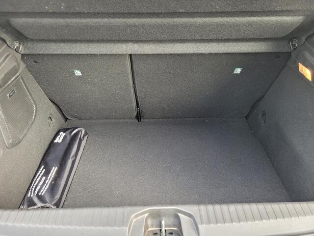 Renault CLIO 1.6 E-Tech Full Hybrid 145 esprit Alpine | Bose Audio | Dode Hoek Detectie | Groot Navigatie | Camera – foto 9