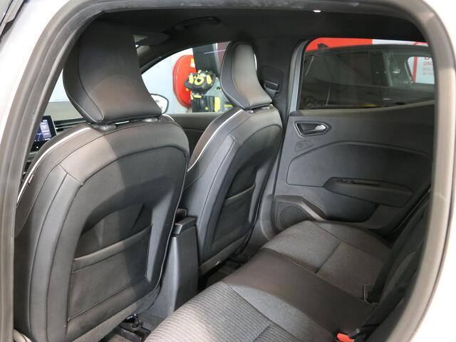 Renault CLIO 1.6 E-Tech Hybrid 140 Intens - 360 camera - Navi - Sensoren - Armsteun voor – foto 7