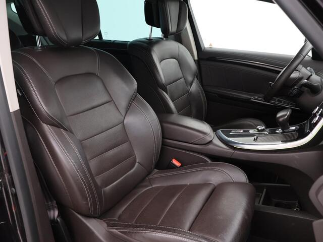 Renault ESPACE 1.6 dCi 160 PK AUT. INITIALE PARIS 4CONTROL + MASSAGE / LEDER / CAMERA / 19 INCH / TREKHAAK / DAB
