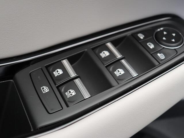 Renault ESPACE E-Tech full hybrid 200 iconic 5p. | Panoramisch vast glazen dak | HUD | Active driver assist | Harman Kardon |