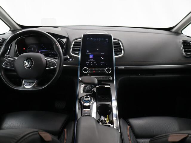 Renault ESPACE 1.8 TCe Initiale Paris 7p. | Panoramadak | Lederen Bekleding | Trekhaak Elektrisch Wegklapbaar | Adaptieve Cruise Control |