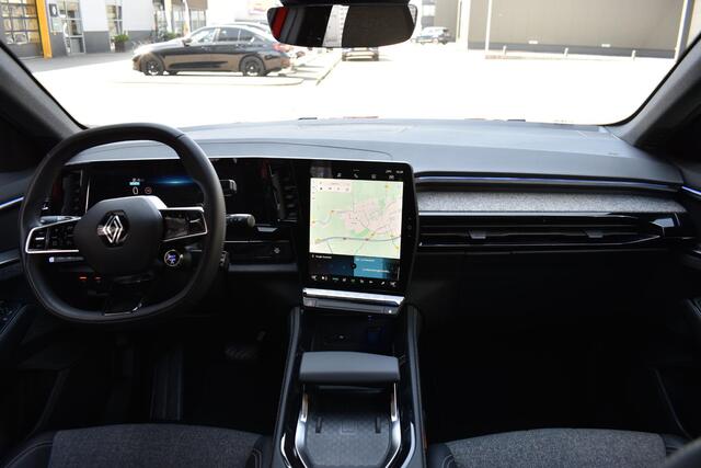 Renault ESPACE E-Tech full hybrid 200 PK techno | AUTOMAAT | 360 CAMERA | STOELVERWARMING | NAVI | CRUISE CONTROL | APPLECARPLAY/ANDROIDAUTO | CLIMATE CONTROL | PDC | LMV