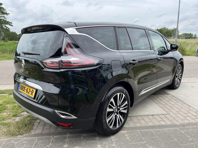 Renault ESPACE 1.6 dCi 161 PK Initiale Paris 7-Persoons / Dealer onderhouden / Stoelverw. / Leer / Camera / PDC V+A / 19'' LMV / 2e Pinksterdag Open 09.00 - 17.00 uur