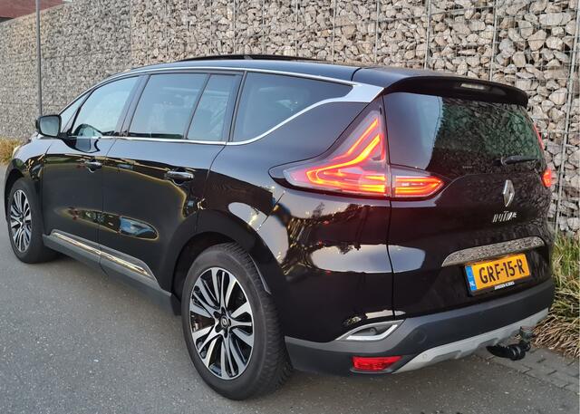 Renault ESPACE 1.6 TCe Initiale Paris 7p. | Pano | Trekhaak | Navi | Vol opties Met een nieuwe apk . Interesse ? Bel 0642062052